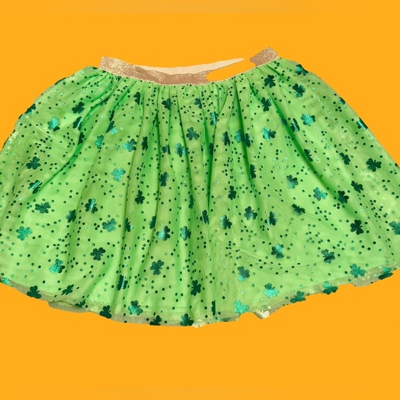 Cat & Jack Other - ☘️Cat & Jack Irish shamrock skirt perfect for st. paddy’s day green gold 10/12